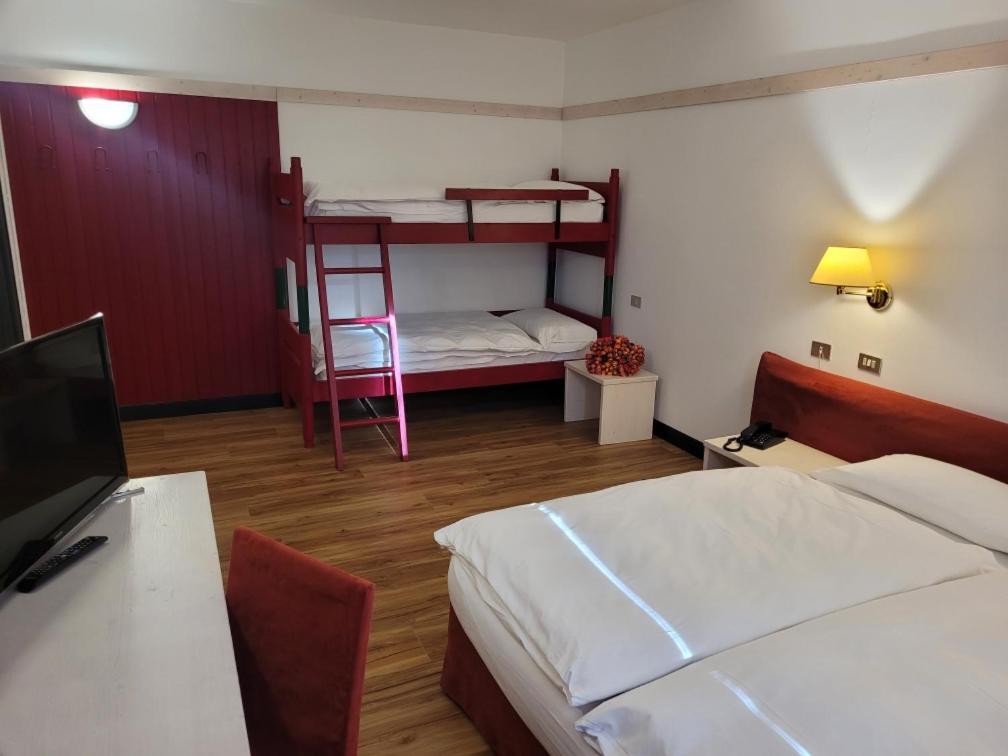 Antico Albergo Stella D'Italia Folgaria Extérieur photo